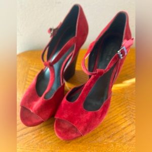 RACHEL ZOE Red Suede Platform Wedges 8.5M